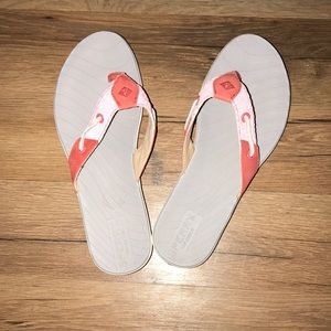 Sperry Flip Flops NWOT